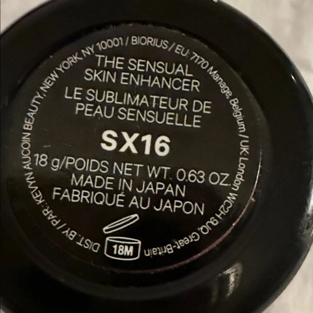 Kevyn Aucoin sensual skin enhancer shade sx 16 like new